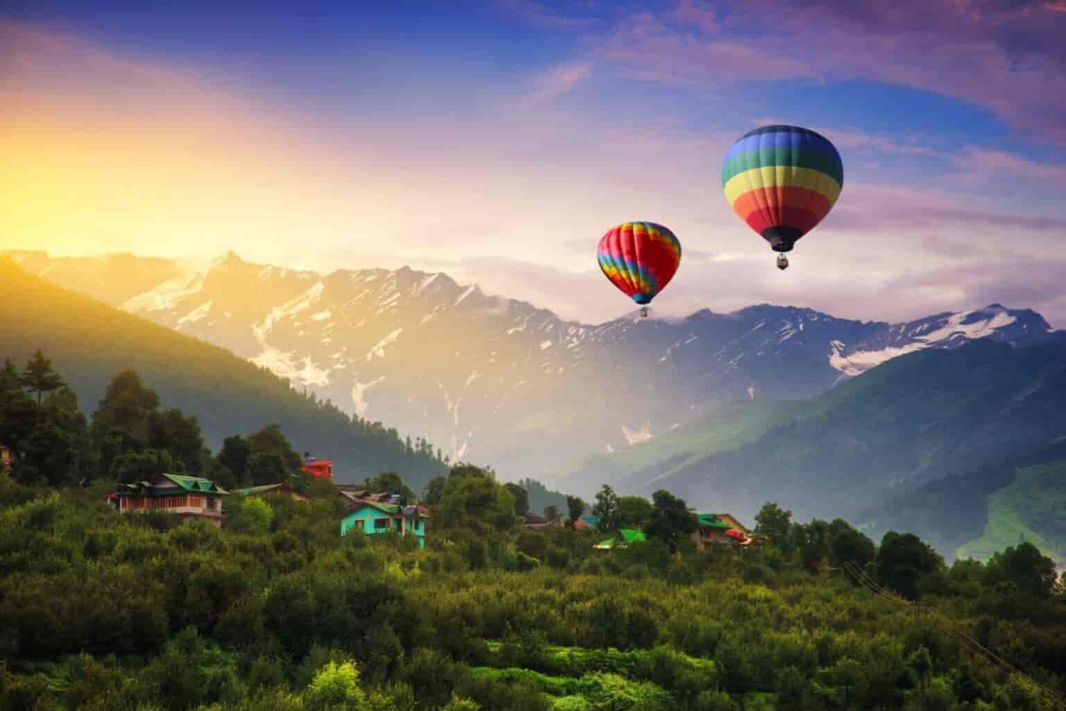 Top 10 Holiday Places to visit in india in April