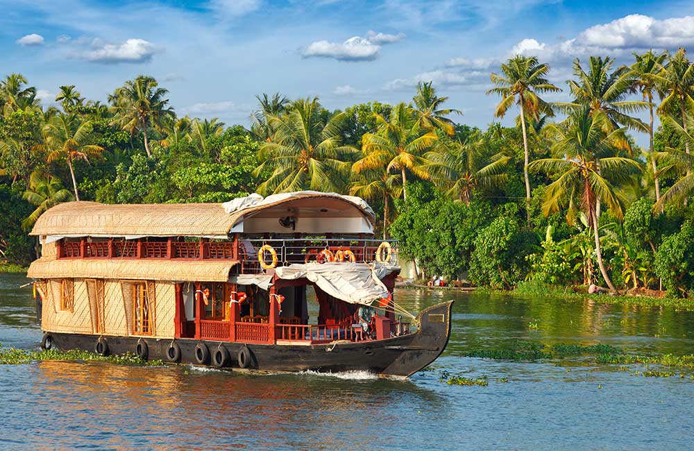 Places to visit in india in July